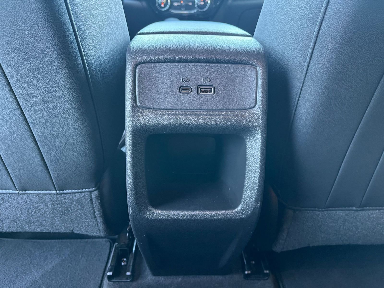 Thumbnail: 2025 Chevrolet Trax - 23