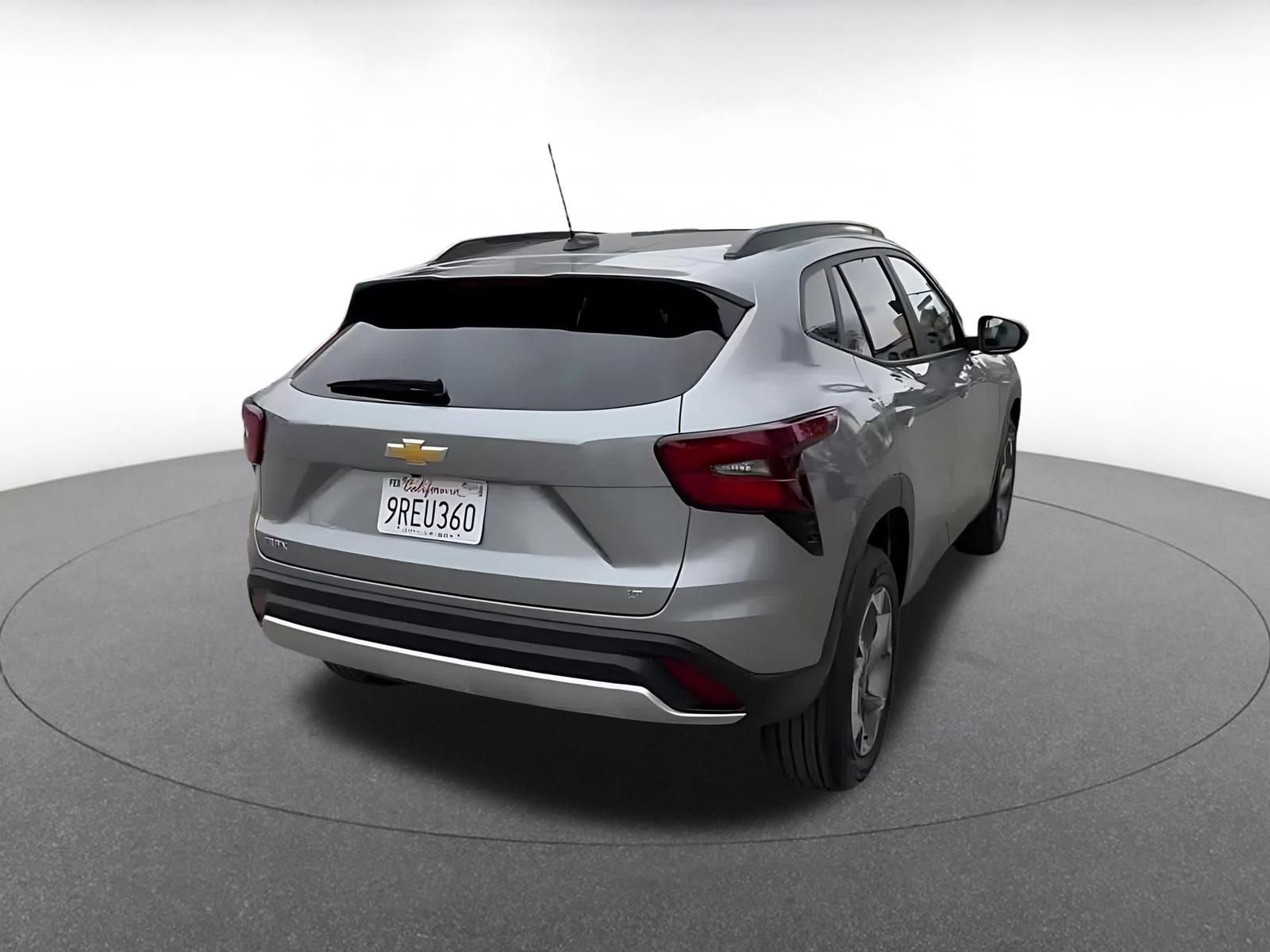 Thumbnail: 2025 Chevrolet Trax - 14