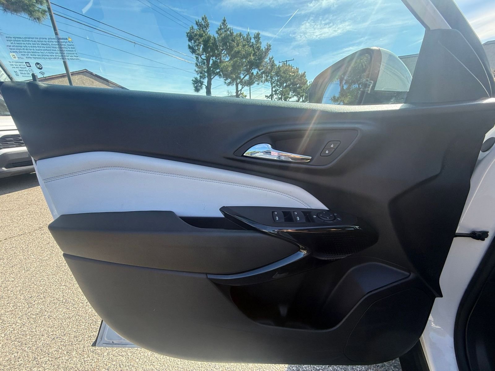 Thumbnail: 2025 Chevrolet Trax - 18