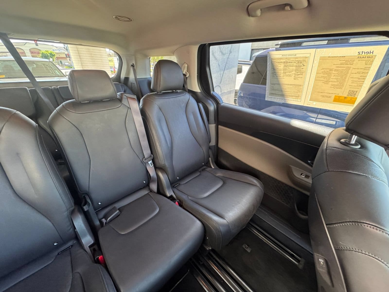 Thumbnail: 2026 Kia Carnival - 35