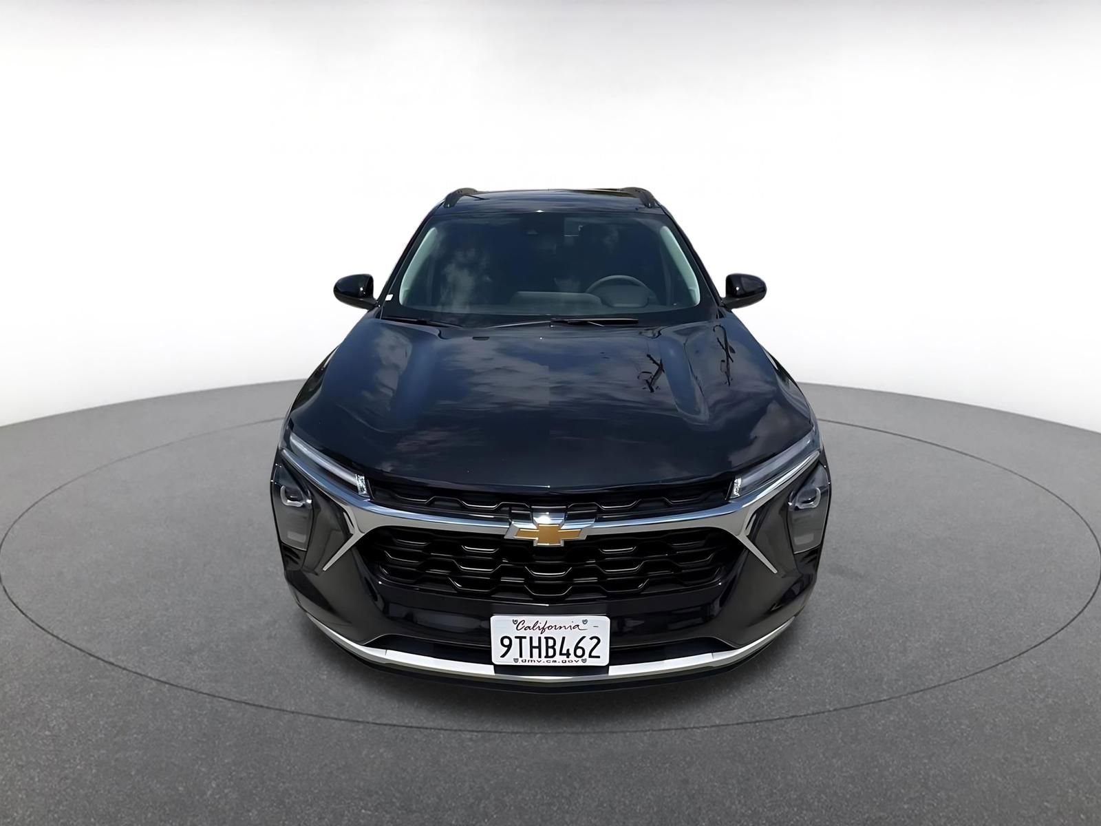 Thumbnail: 2025 Chevrolet Trax - 4