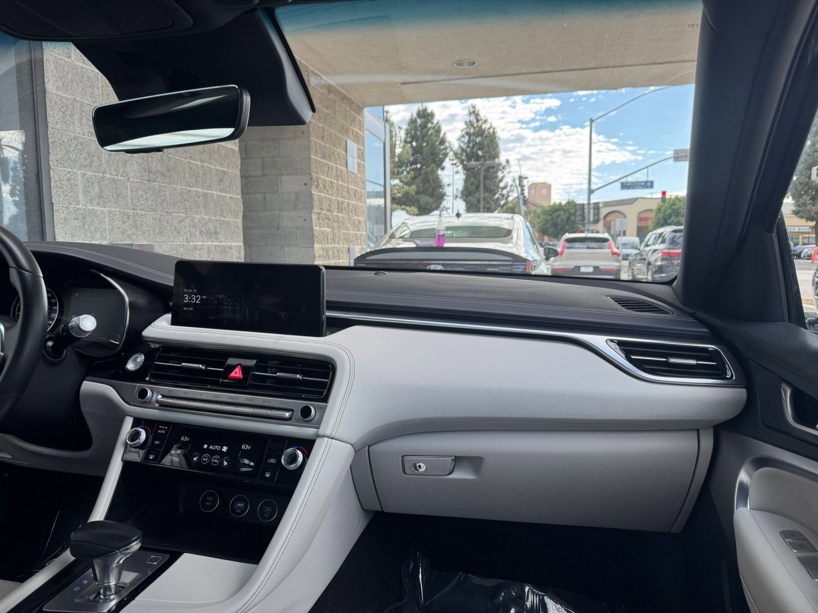 Thumbnail: 2025 Genesis G70 - 35