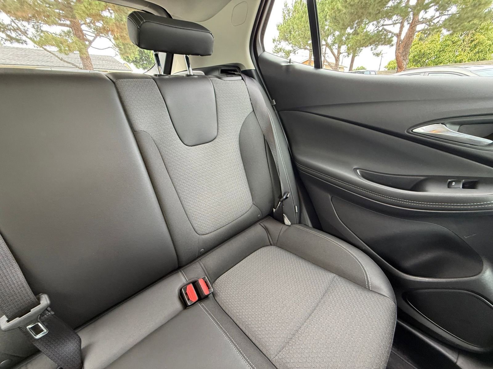 Thumbnail: 2025 Buick Encore GX - 34