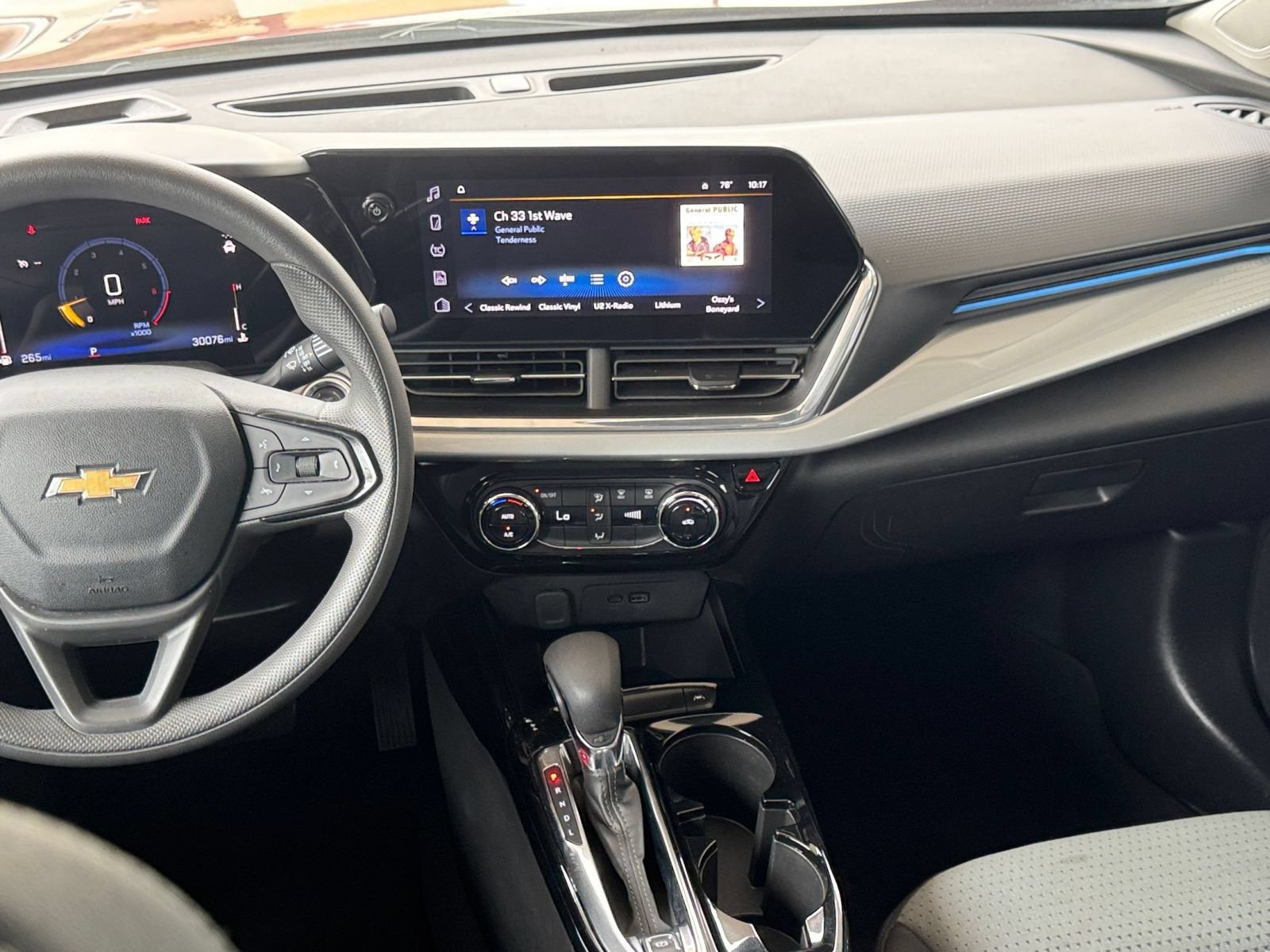Thumbnail: 2025 Chevrolet Trax - 19