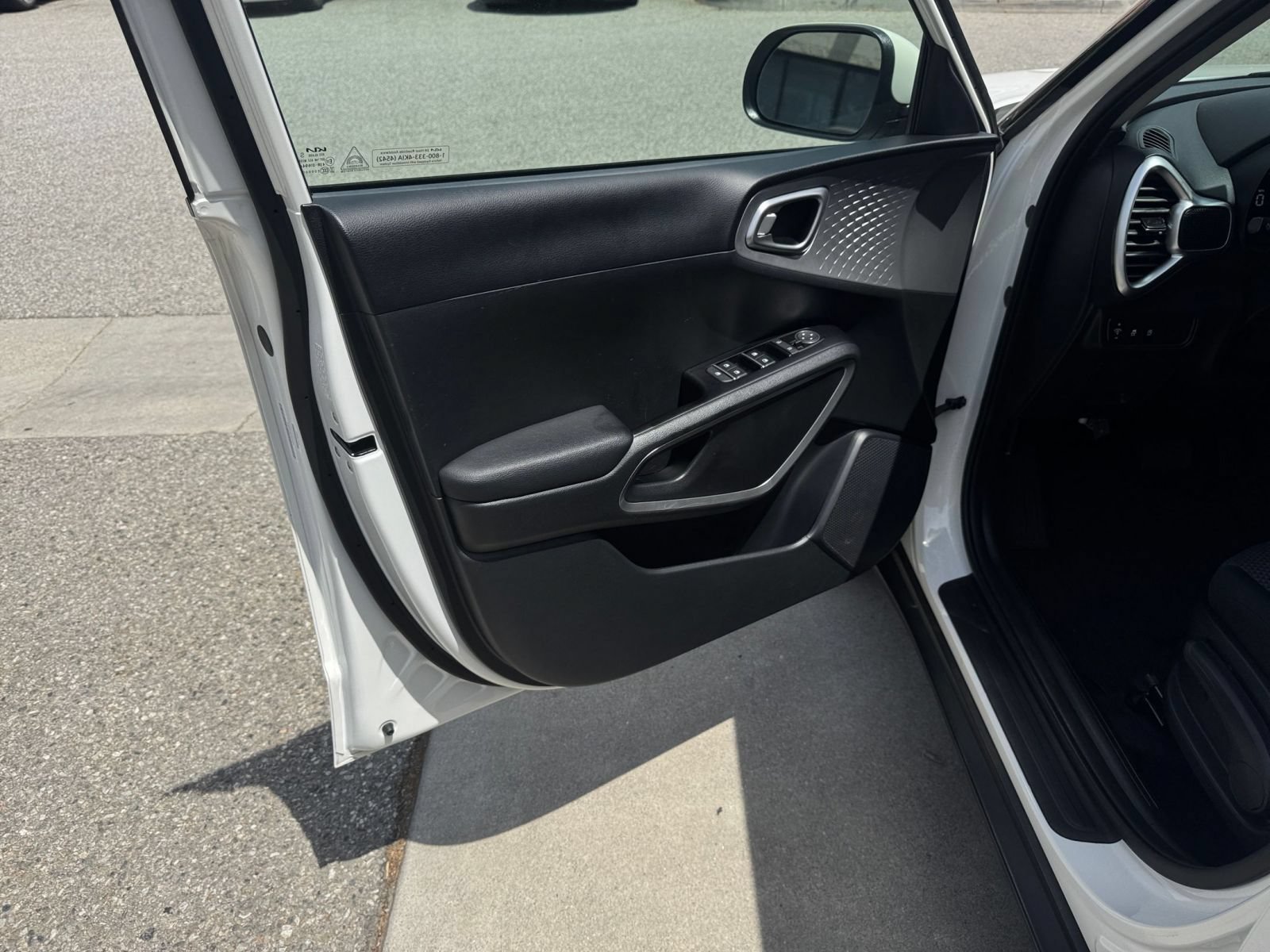 Thumbnail: 2025 Kia Soul - 18