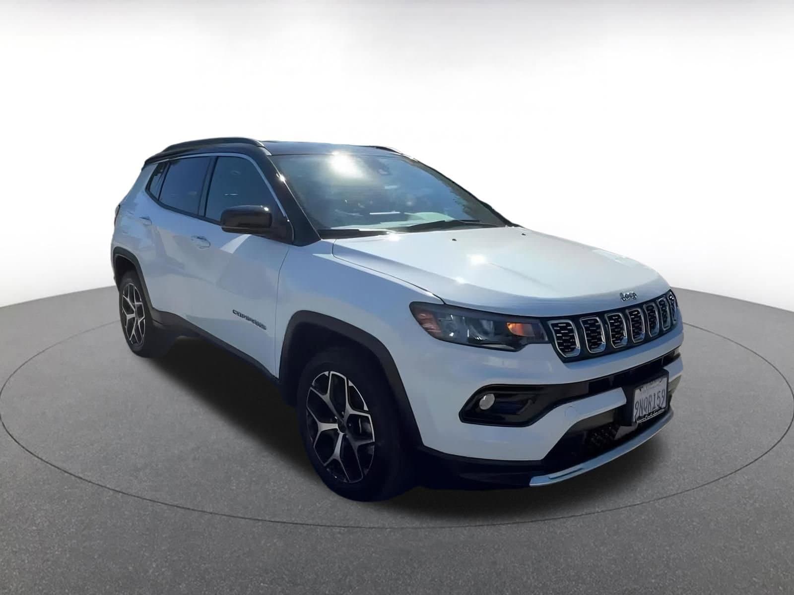 Thumbnail: 2025 Jeep Compass - 3