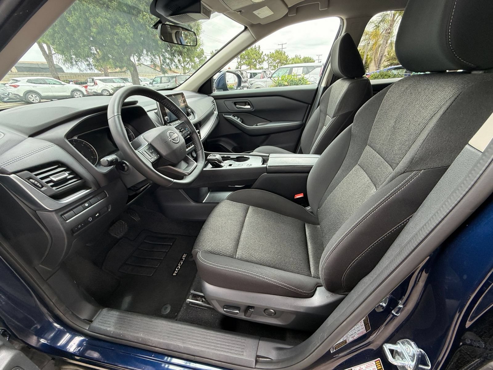 Thumbnail: 2025 Nissan Rogue - 21