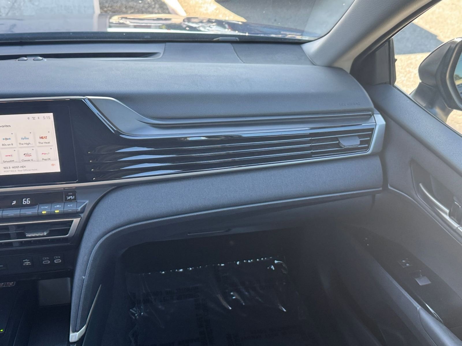 Thumbnail: 2025 Toyota Camry - 34