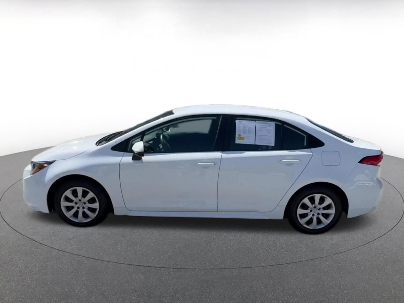 Thumbnail: 2025 Toyota Corolla - 9