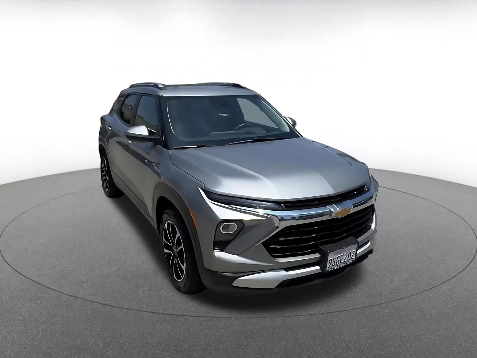 Thumbnail: 2025 Chevrolet TrailBlazer - 3