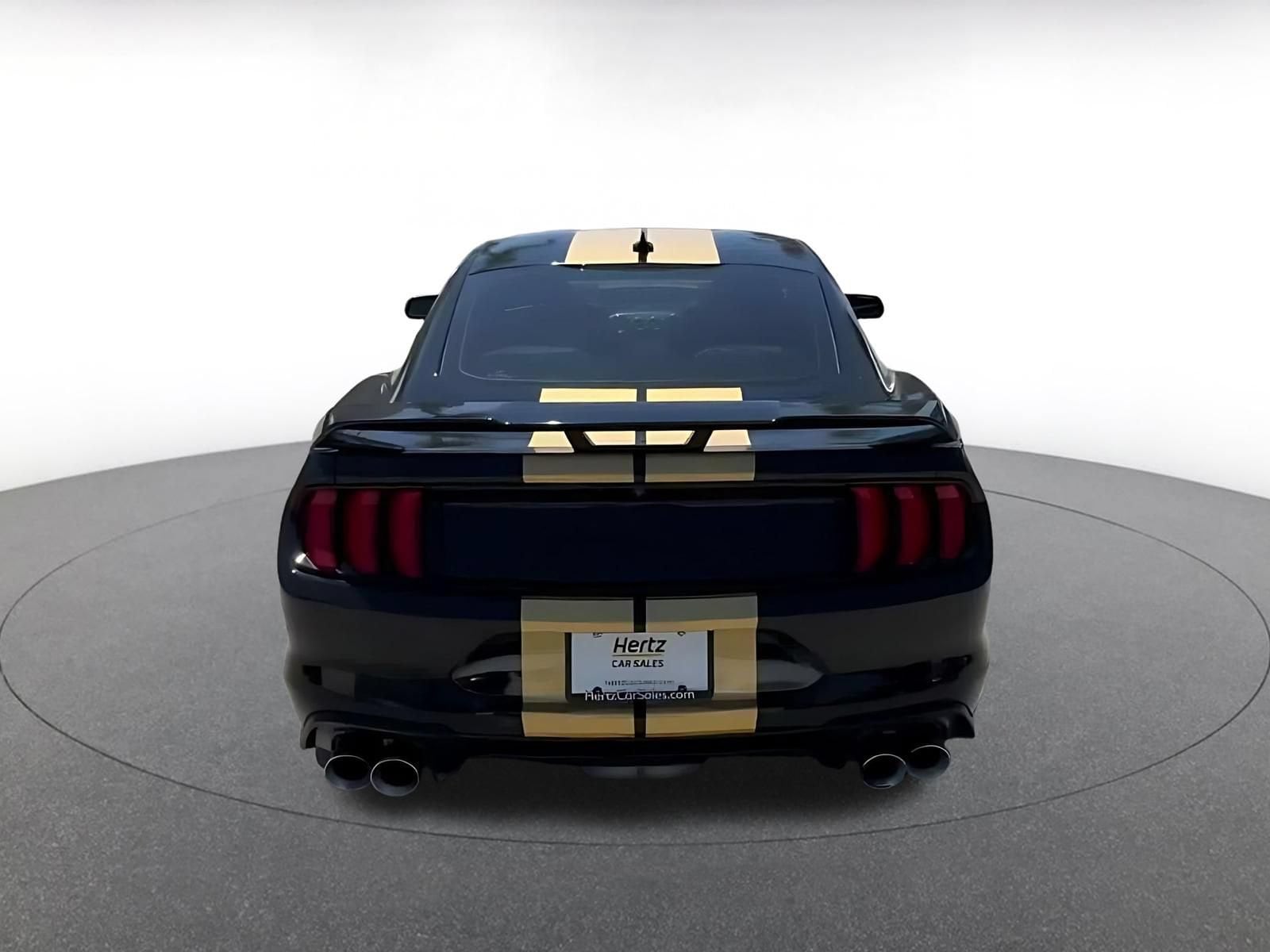 Thumbnail: 2022 Ford Mustang - 10