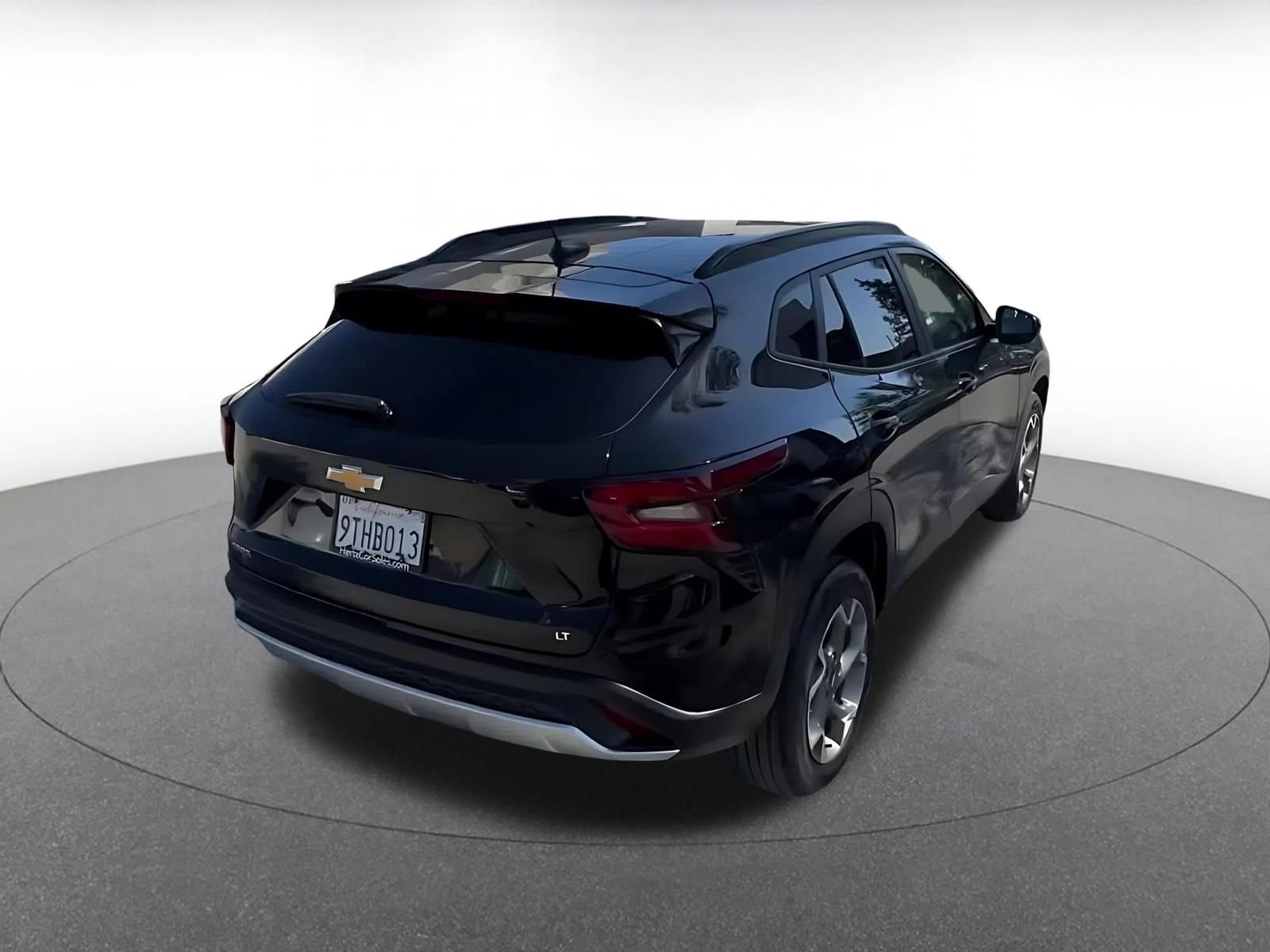 Thumbnail: 2025 Chevrolet Trax - 12