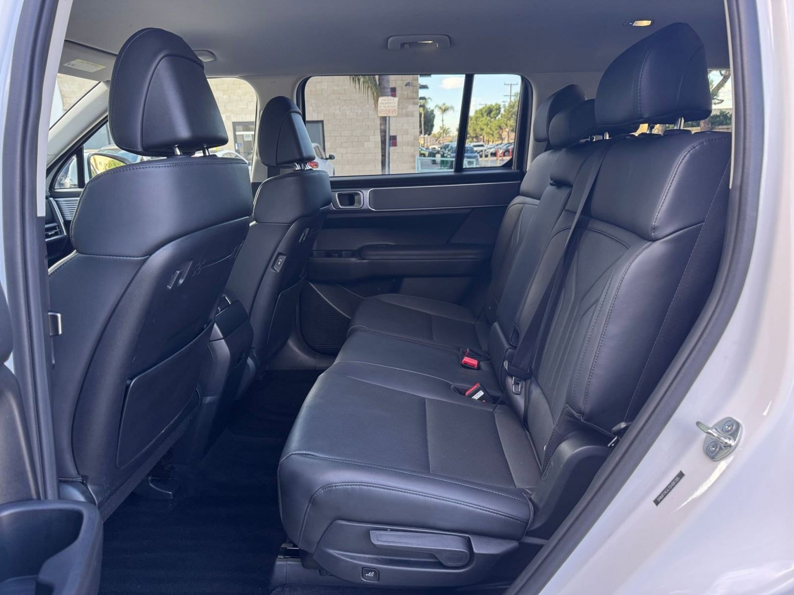 Thumbnail: 2025 Hyundai Santa Fe - 28