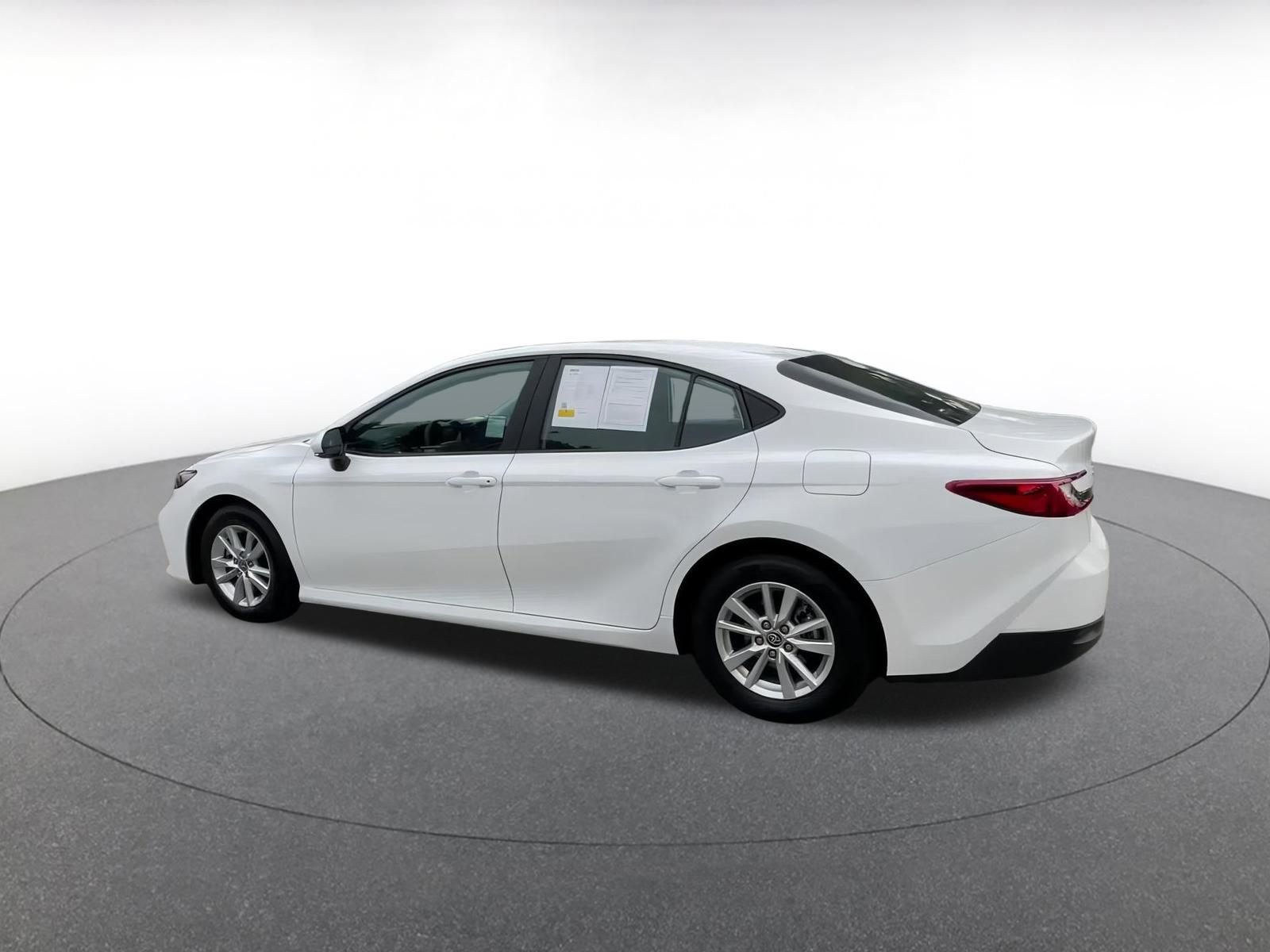 Thumbnail: 2025 Toyota Camry - 10