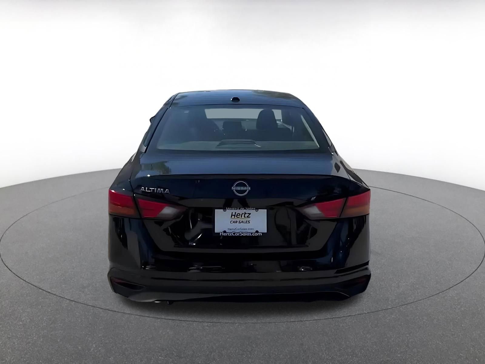 Thumbnail: 2025 Nissan Altima - 12