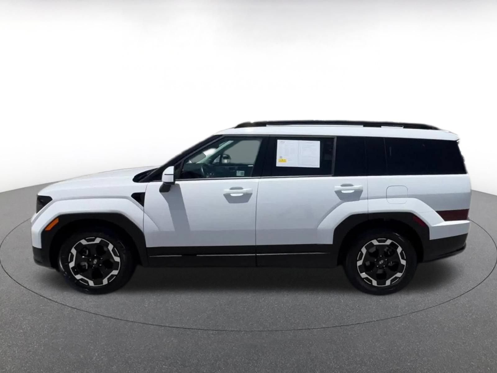 Thumbnail: 2025 Hyundai Santa Fe - 10
