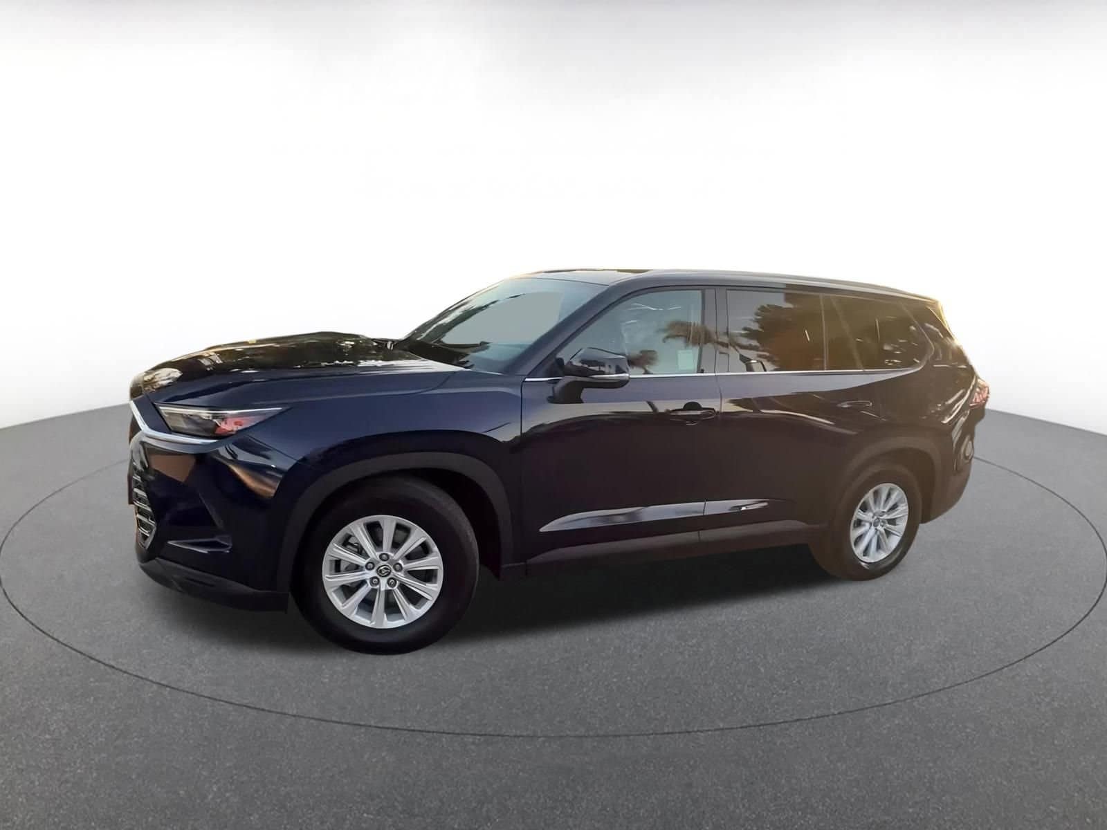 Thumbnail: 2025 Toyota Grand Highlander - 8