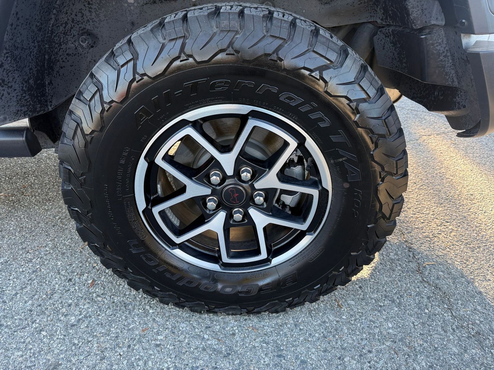 Thumbnail: 2025 Jeep Wrangler - 25