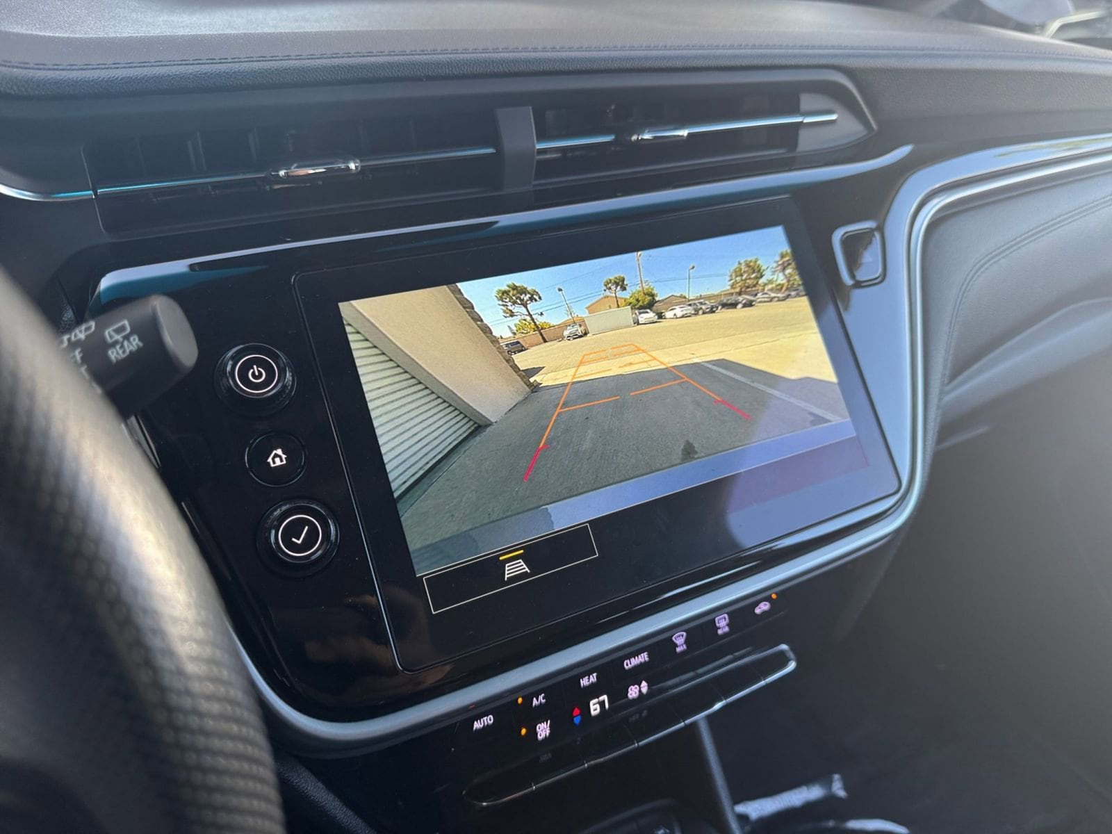 Thumbnail: 2023 Chevrolet Bolt EV - 17