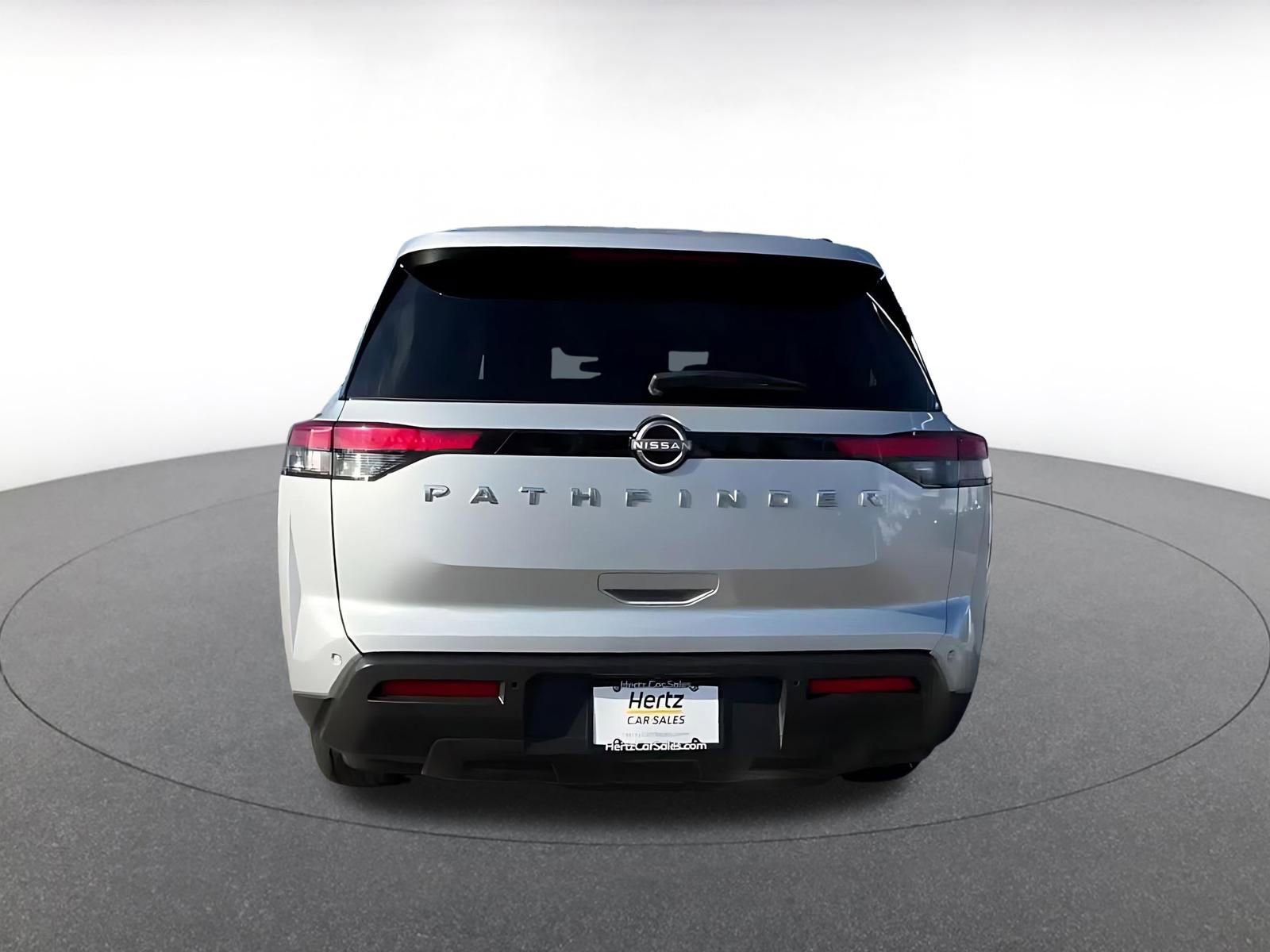 Thumbnail: 2025 Nissan Pathfinder - 12