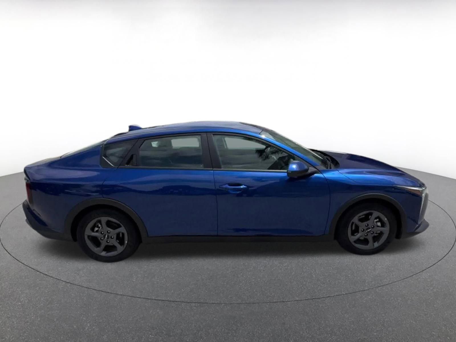 Thumbnail: 2025 Kia K4 - 16