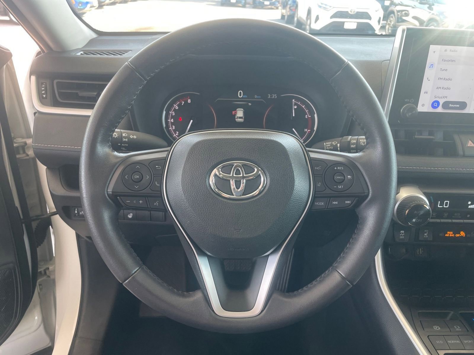 Thumbnail: 2025 Toyota RAV4 - 28