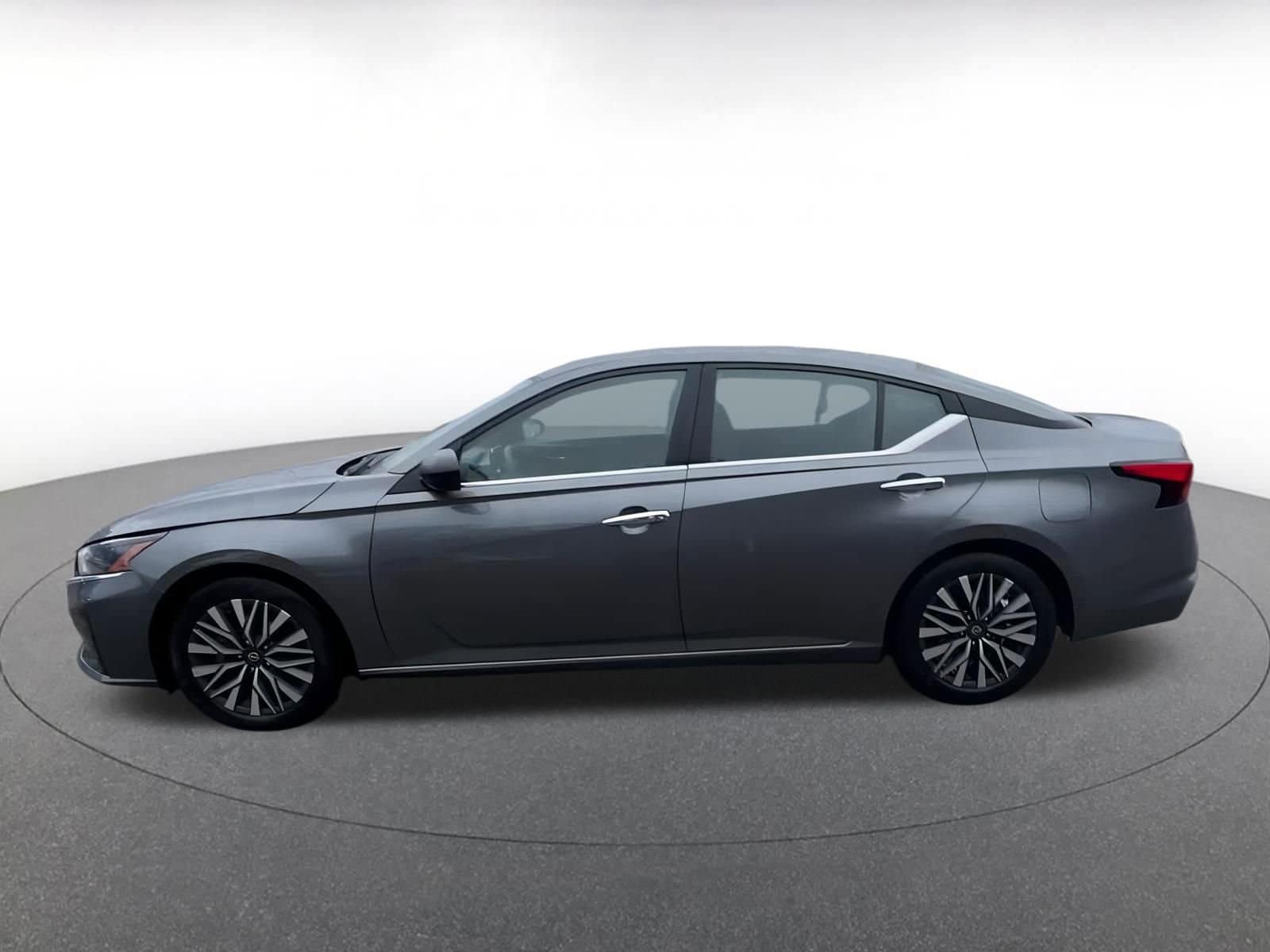 Thumbnail: 2024 Nissan Altima - 9