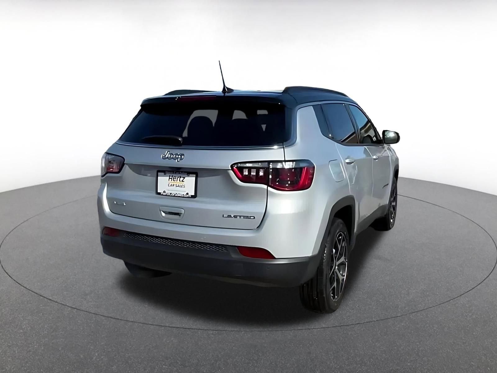 Thumbnail: 2025 Jeep Compass - 12