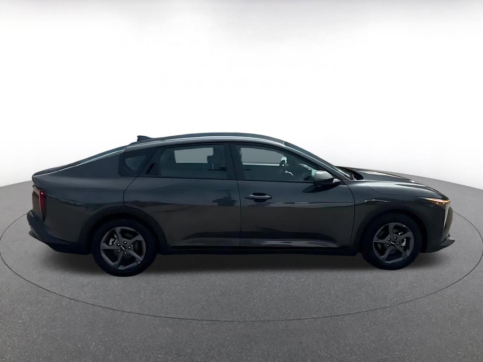 Thumbnail: 2025 Kia K4 - 16