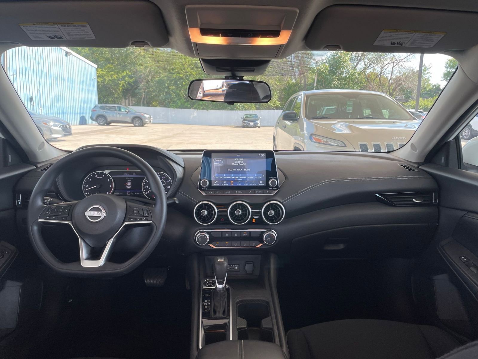 Thumbnail: 2024 Nissan Sentra - 31