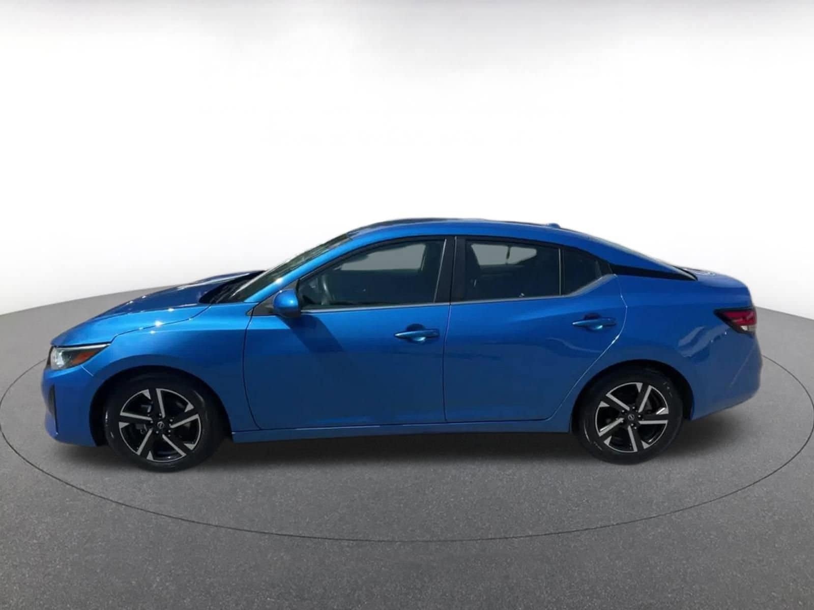 Thumbnail: 2024 Nissan Sentra - 9
