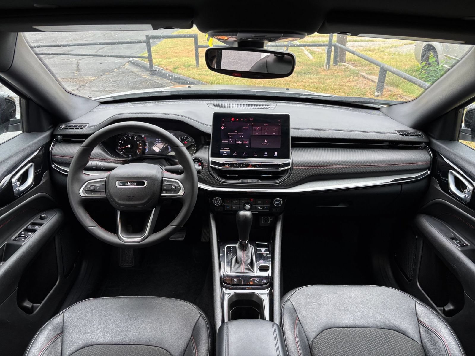 Thumbnail: 2025 Jeep Compass - 31