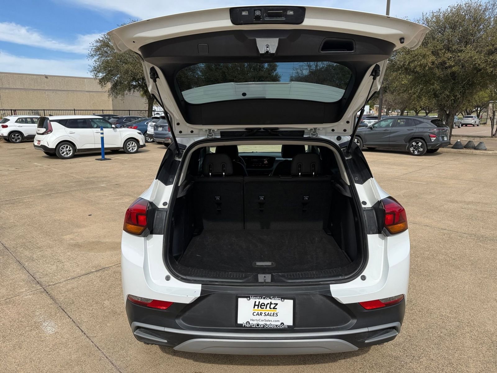 Thumbnail: 2025 Buick Encore GX - 32