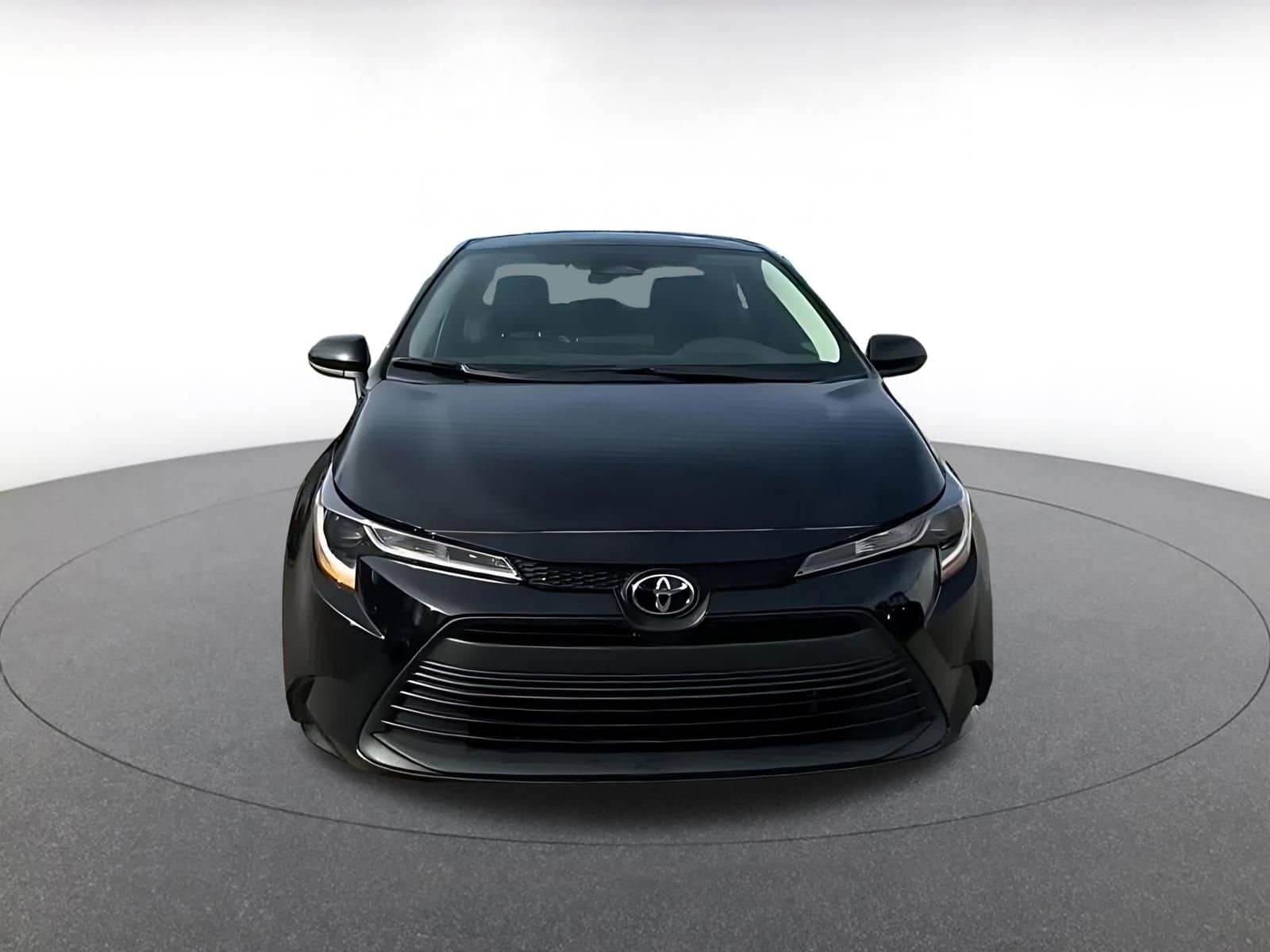 Thumbnail: 2025 Toyota Corolla - 4