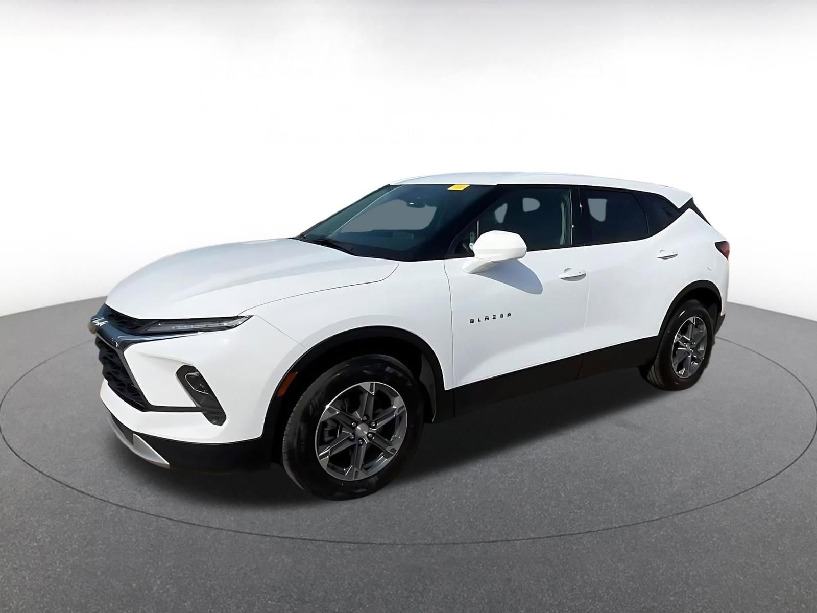 Thumbnail: 2025 Chevrolet Blazer - 8