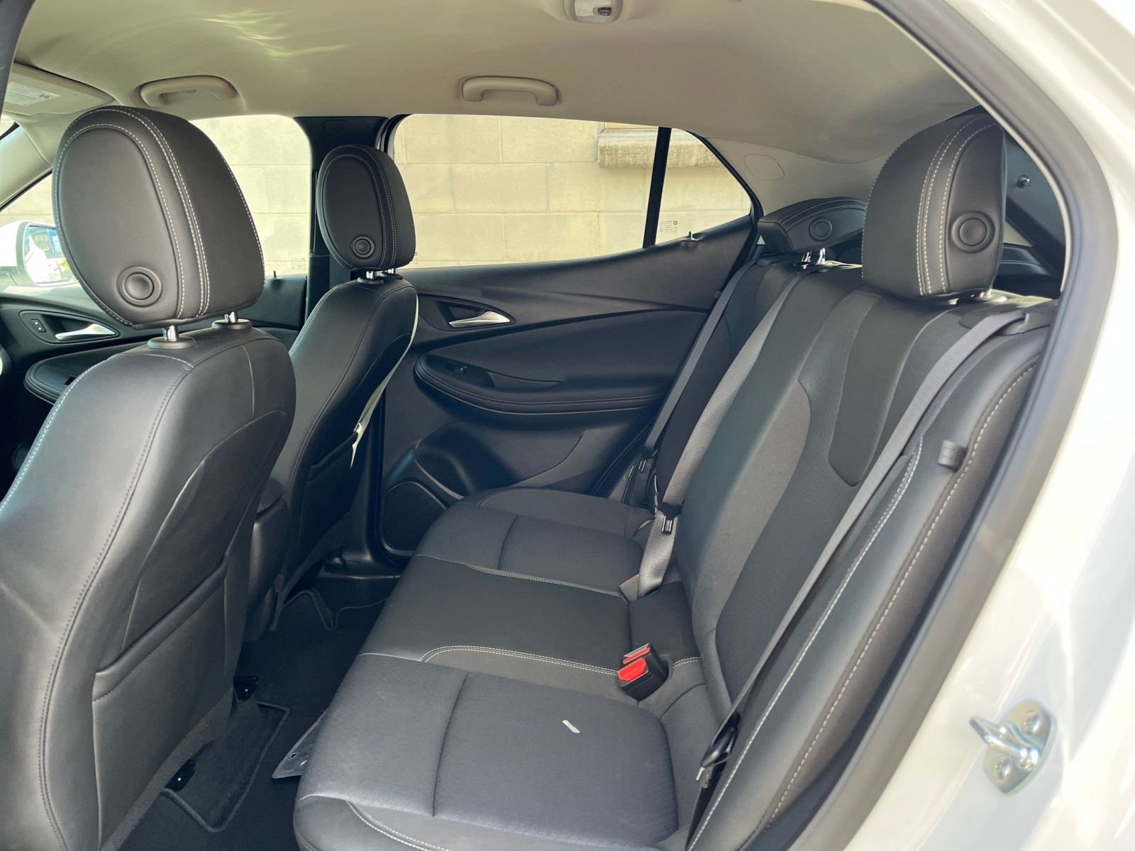 Thumbnail: 2025 Buick Encore GX - 24