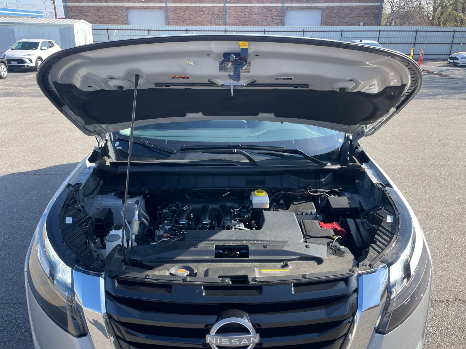 Thumbnail: 2025 Nissan Pathfinder - 32