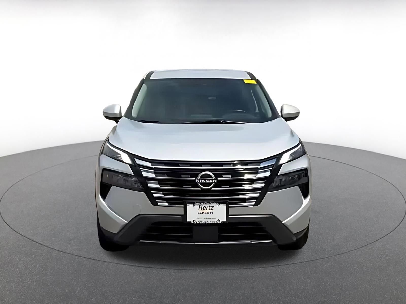 Thumbnail: 2025 Nissan Rogue - 4
