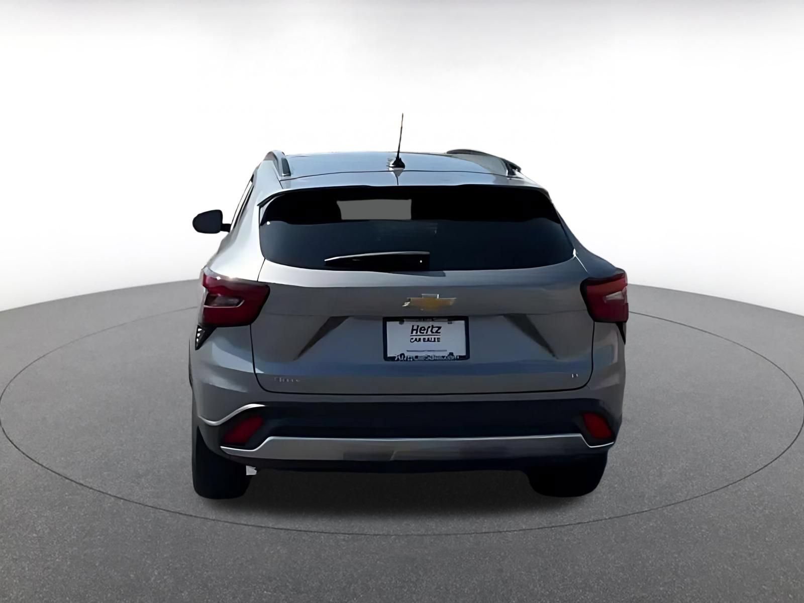 Thumbnail: 2025 Chevrolet Trax - 12