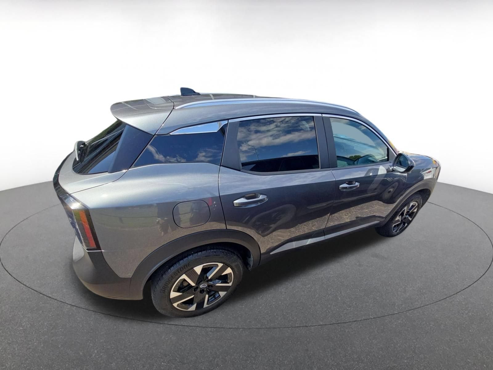 Thumbnail: 2026 Nissan Kicks - 21