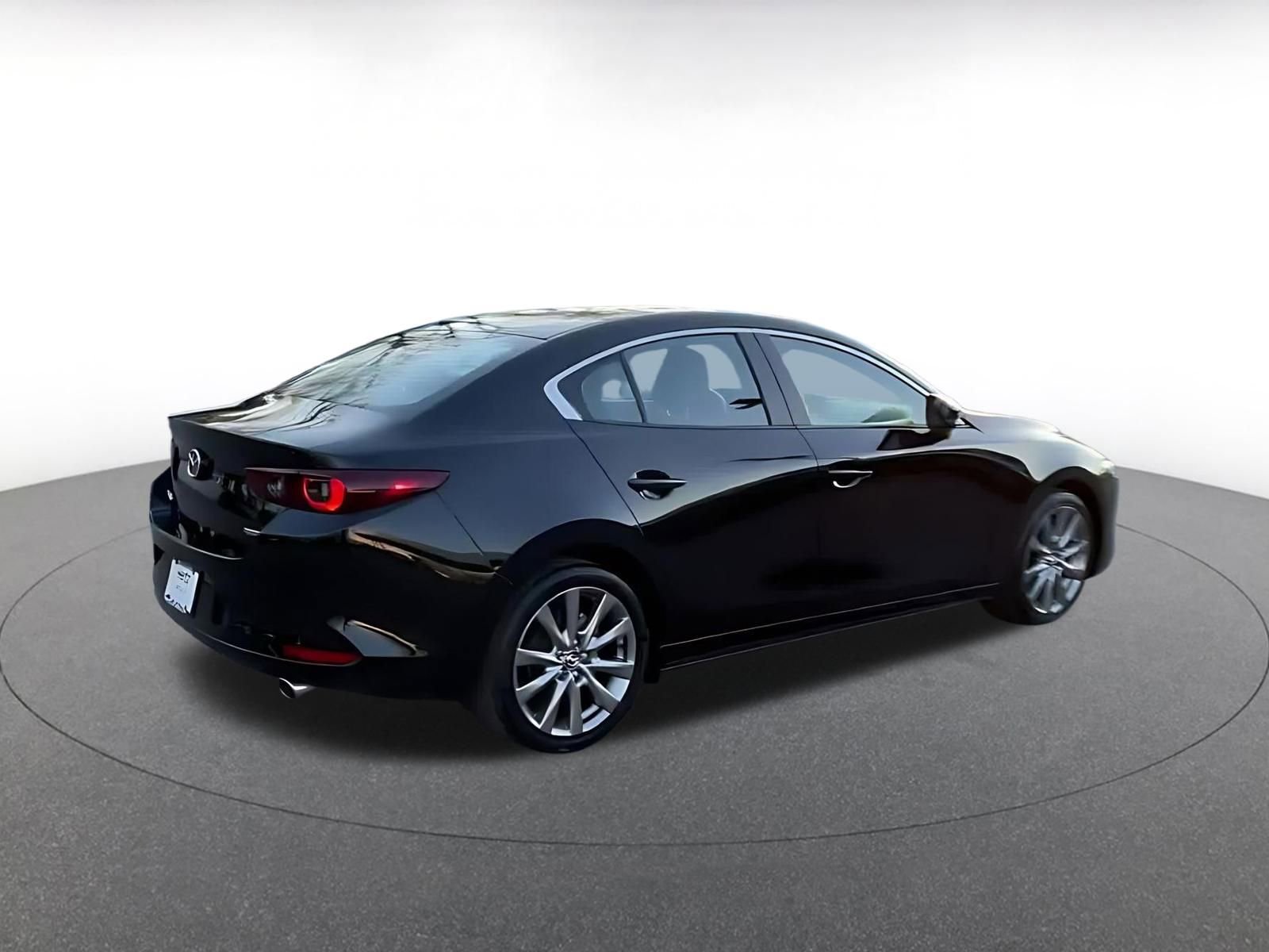 Thumbnail: 2025 Mazda Mazda3 - 15