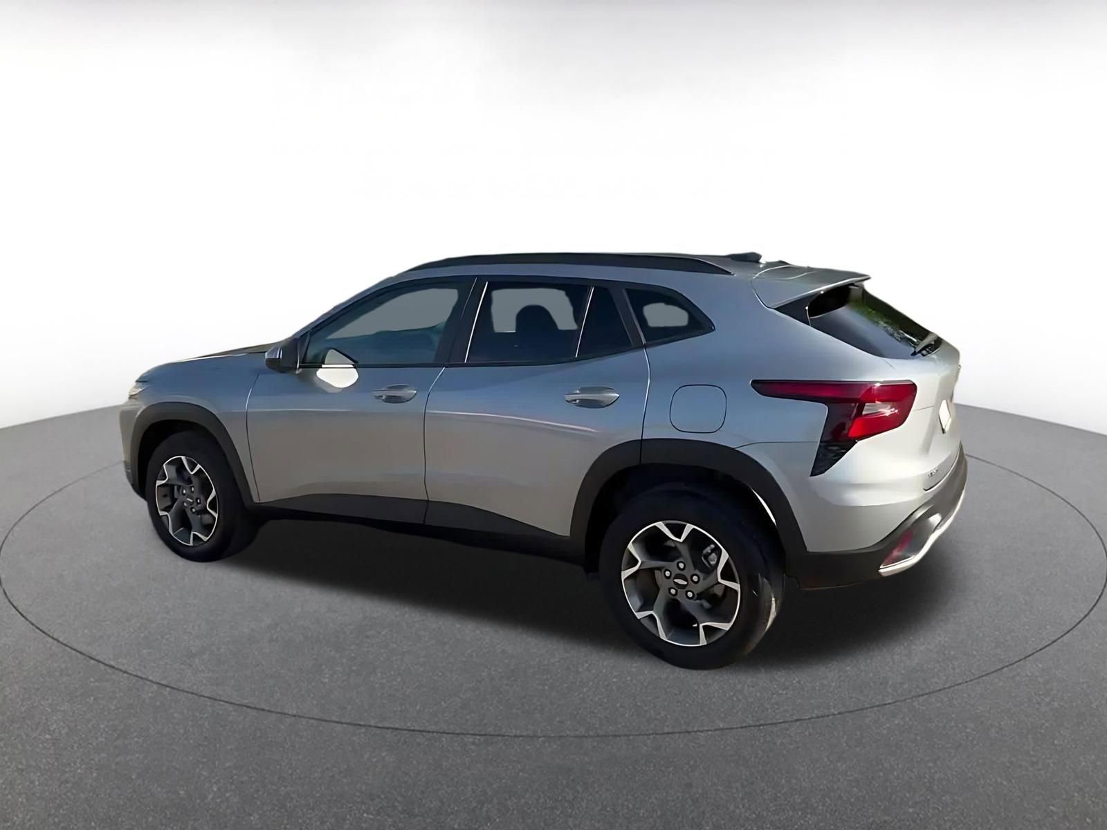 Thumbnail: 2025 Chevrolet Trax - 10