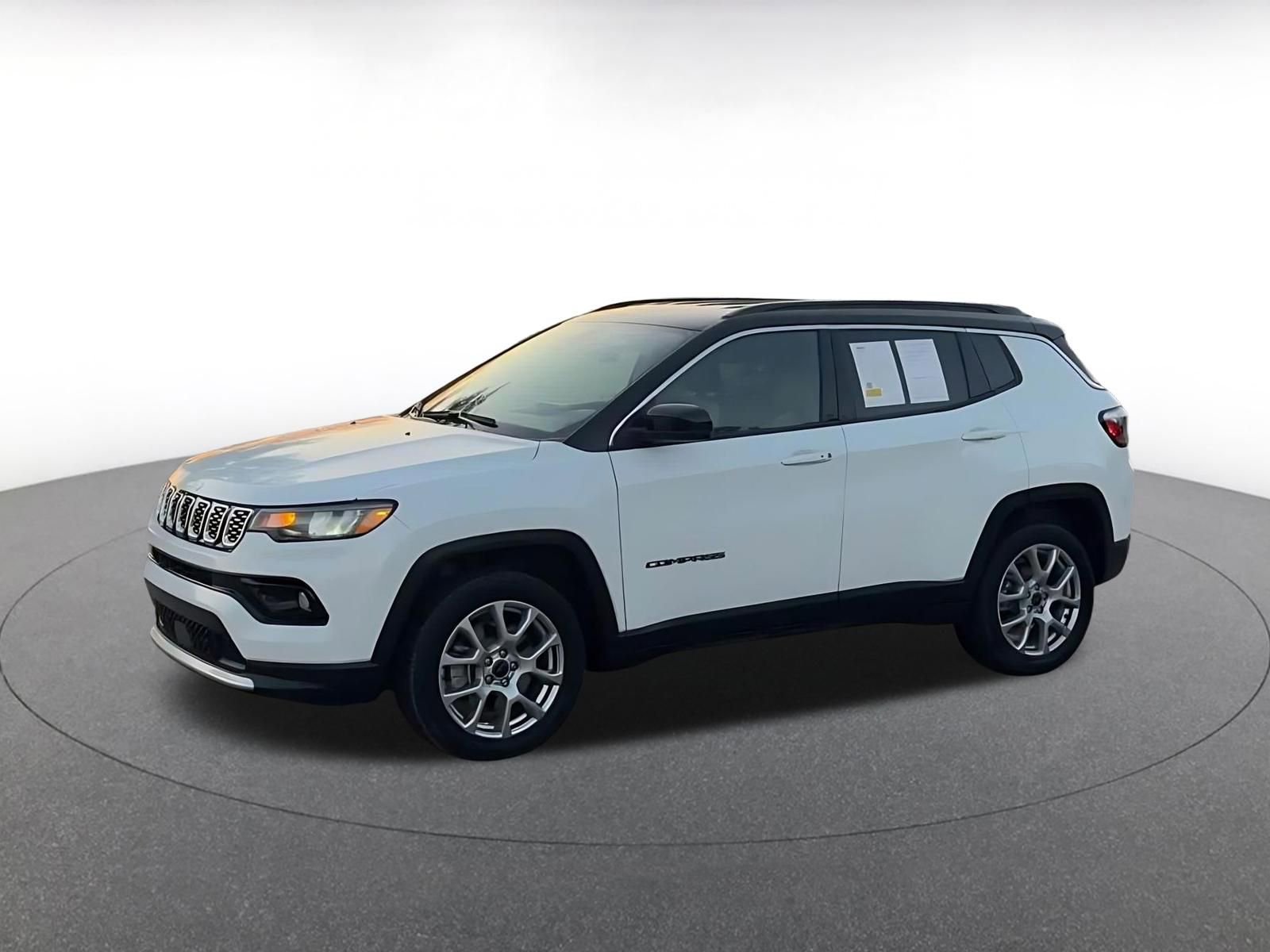 Thumbnail: 2025 Jeep Compass - 8
