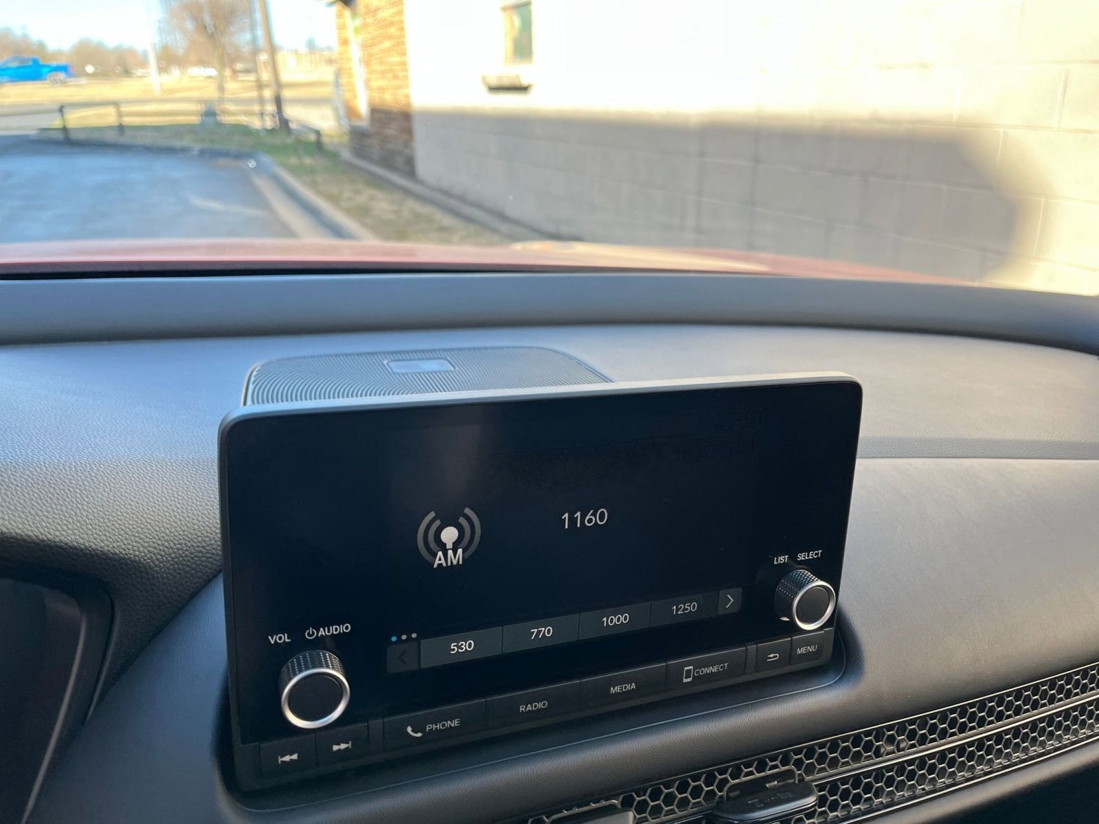 Thumbnail: 2025 Honda HR-V - 18