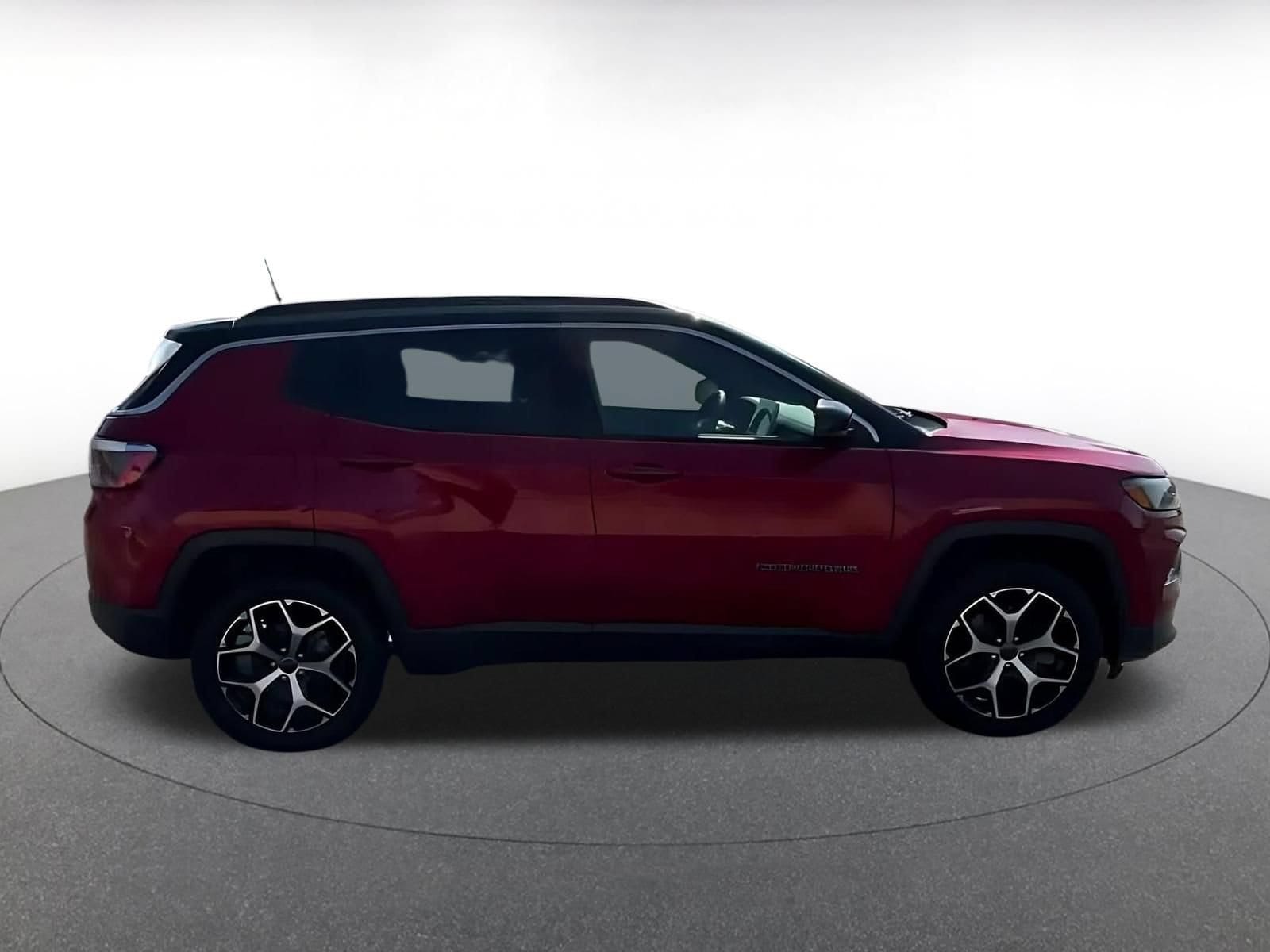 Thumbnail: 2025 Jeep Compass - 15