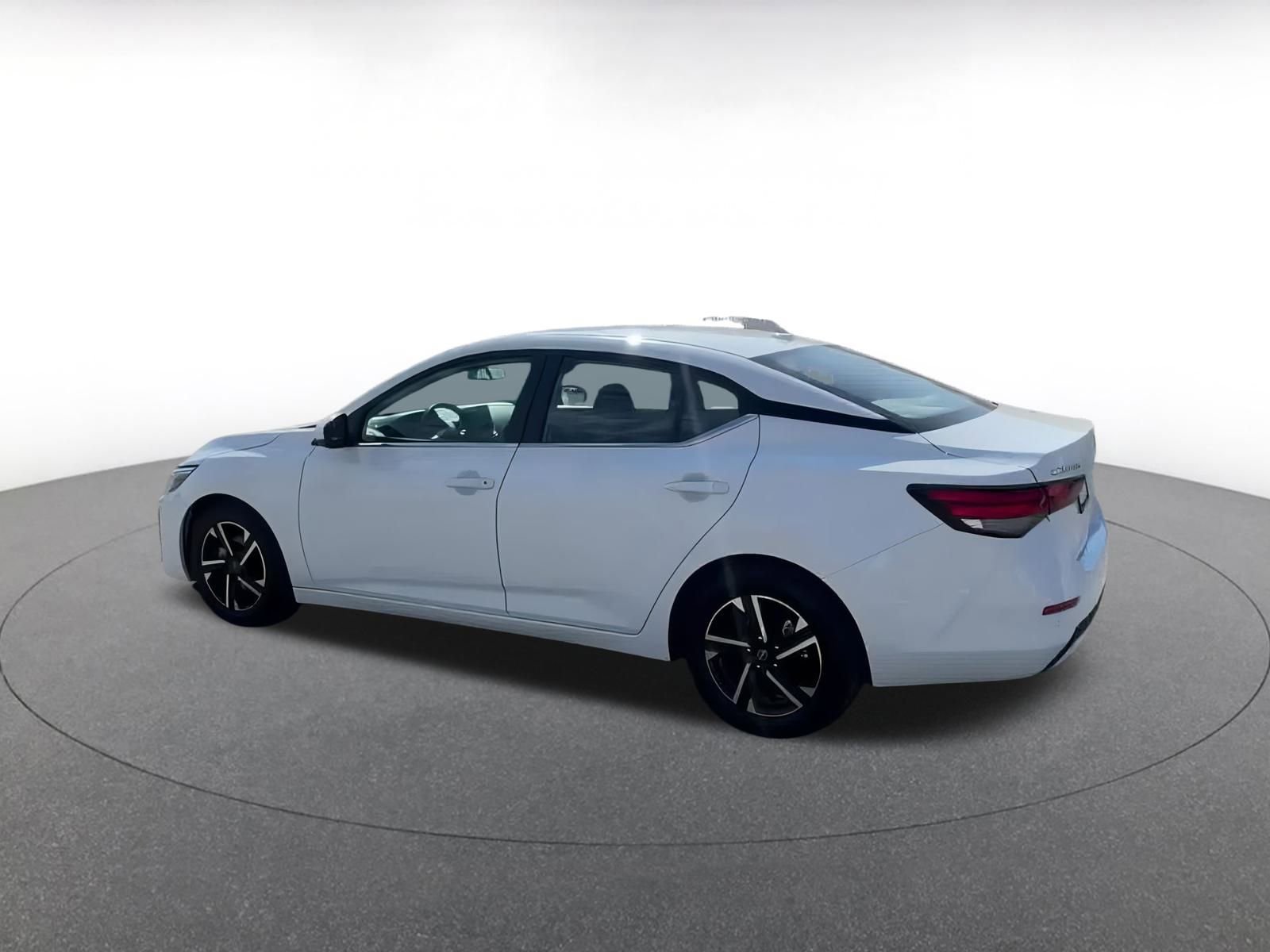 Thumbnail: 2024 Nissan Sentra - 9