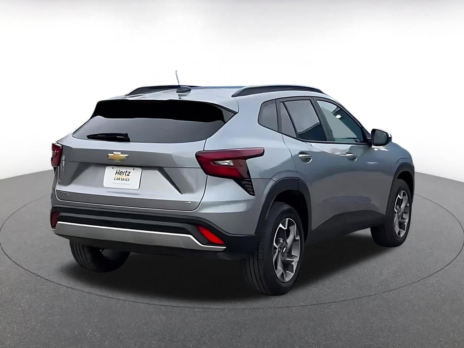 Thumbnail: 2025 Chevrolet Trax - 14