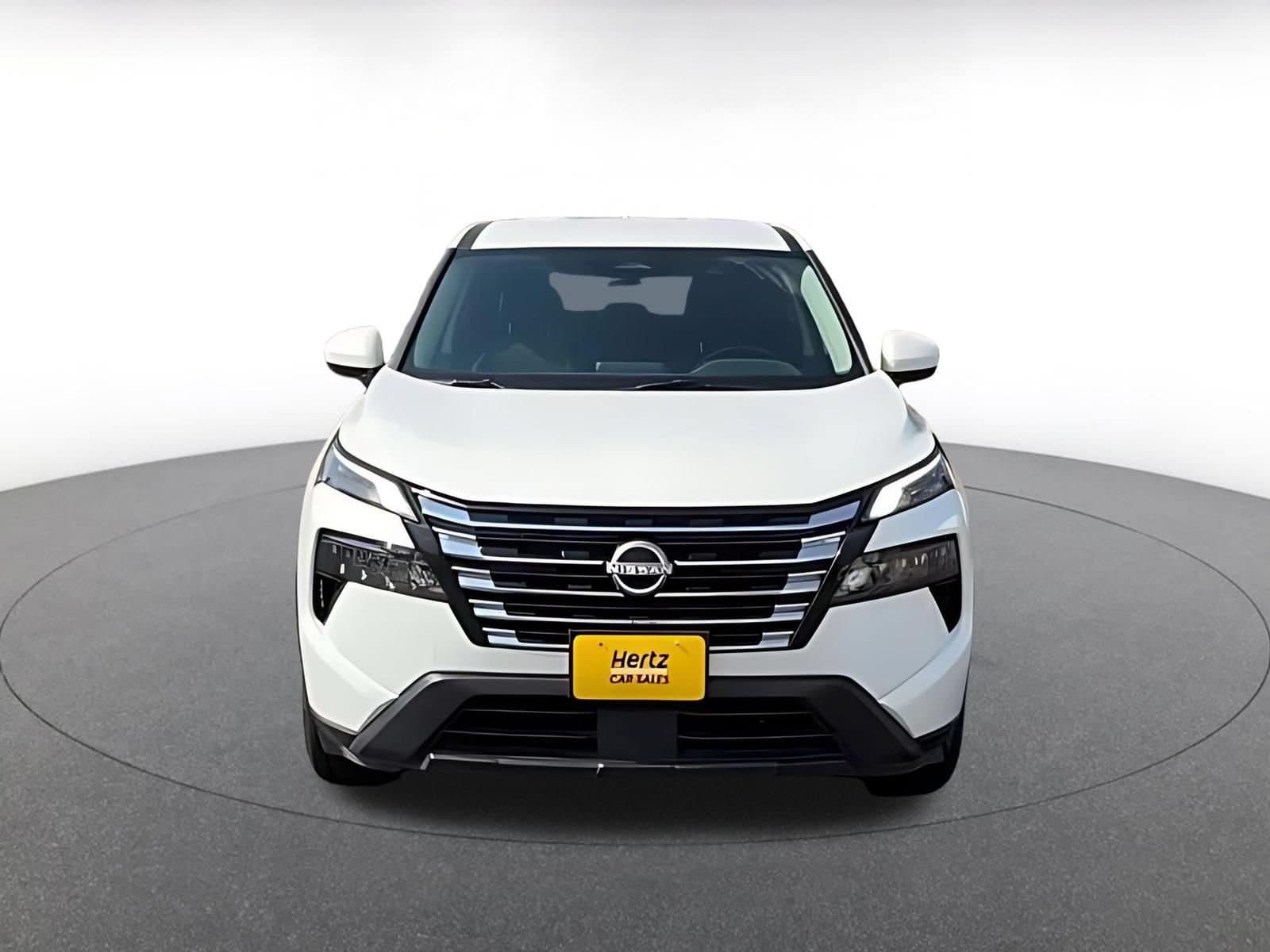 Thumbnail: 2025 Nissan Rogue - 4