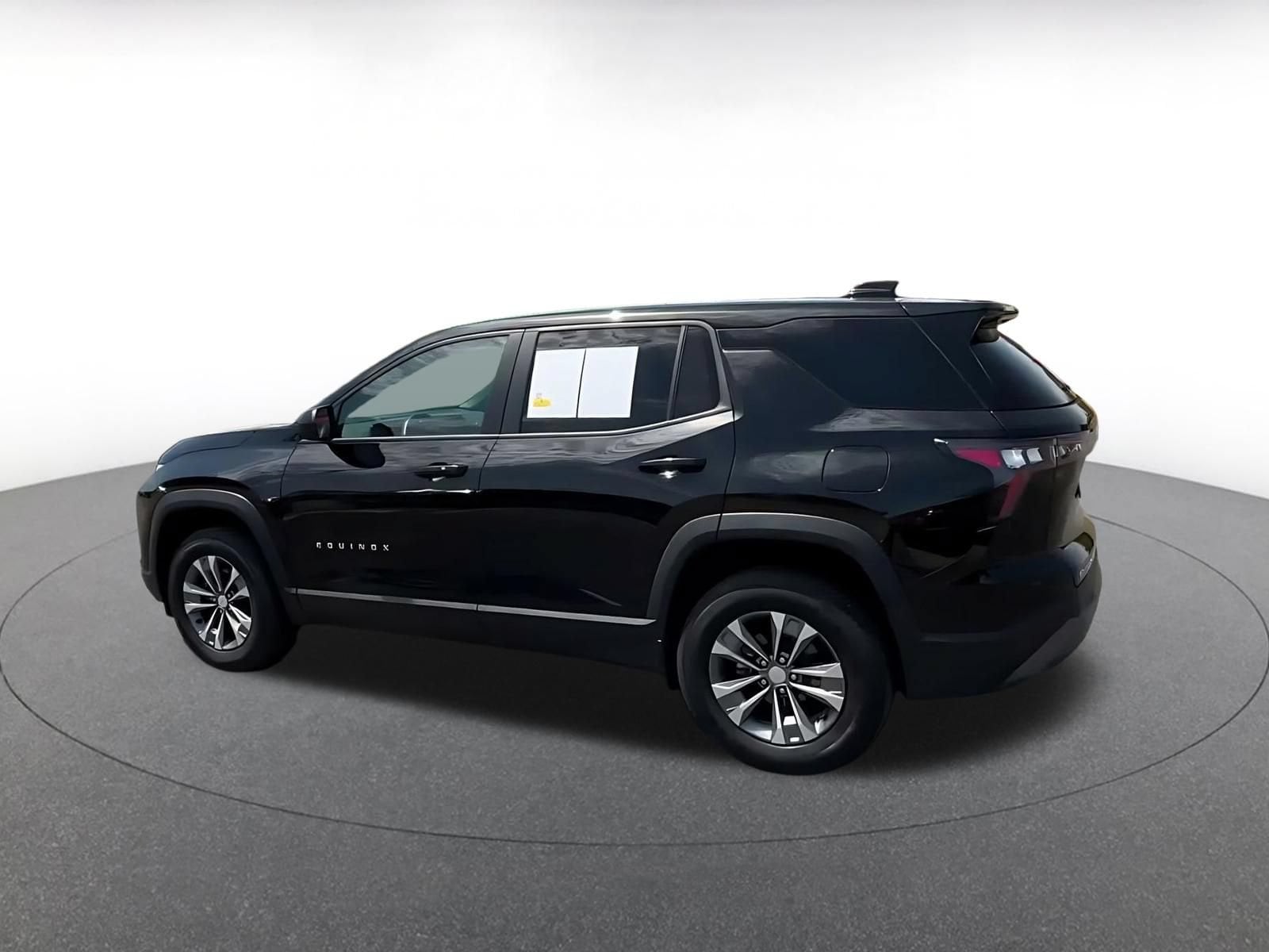 Thumbnail: 2025 Chevrolet Equinox - 9