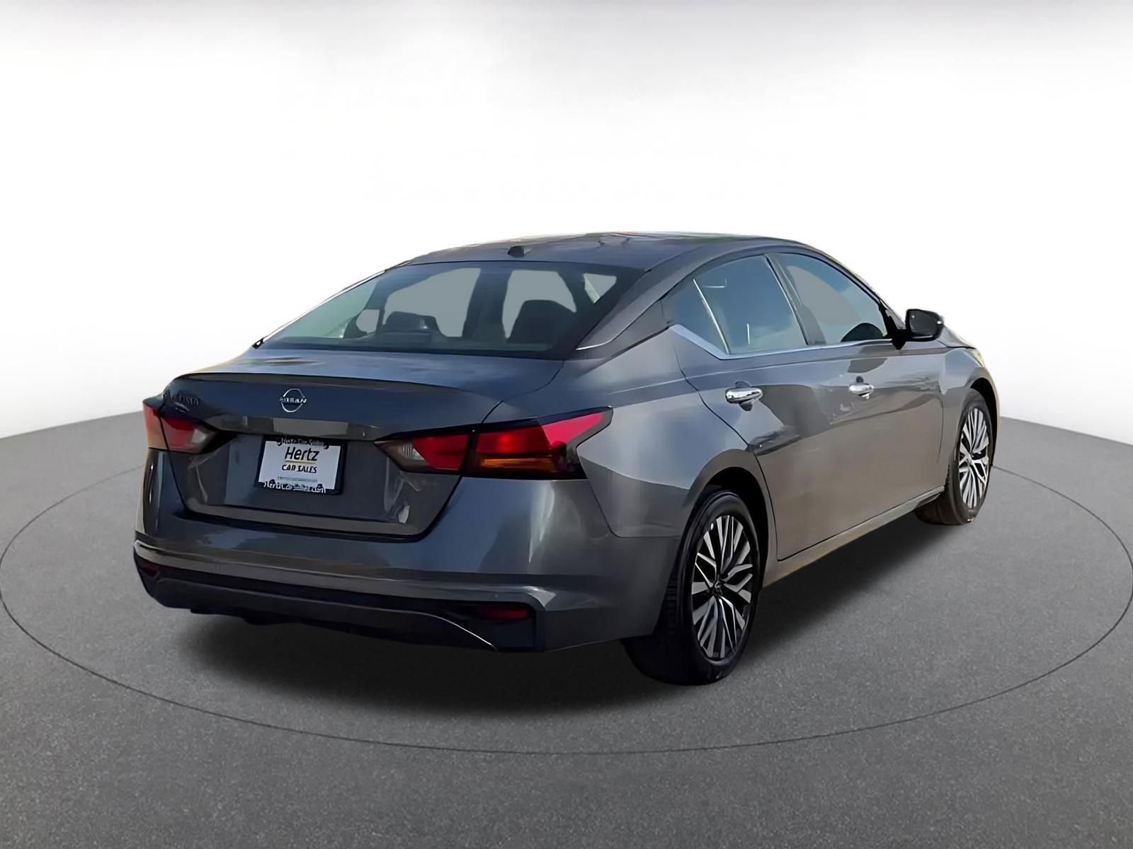 Thumbnail: 2025 Nissan Altima - 14